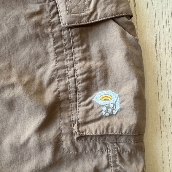 Men’s Mountain Hardwear Convertible Tech / Hiking Pants - Picture 3 of 6